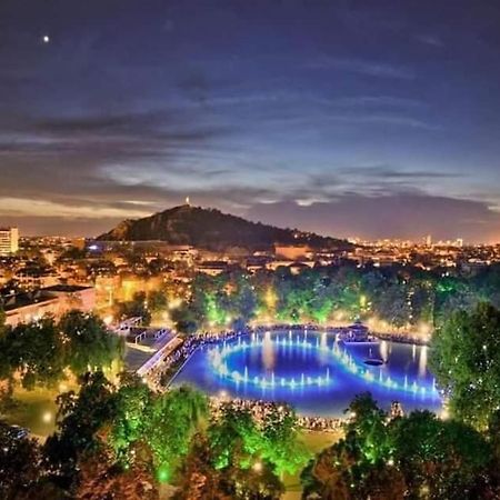 Guest Rooms Super Center Plovdiv Perfect Location Exterior foto