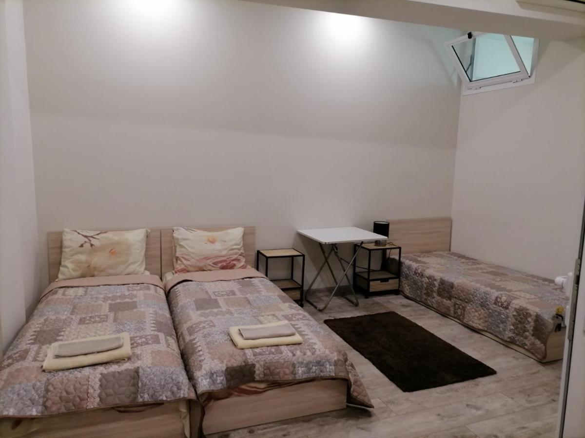 Guest Rooms Super Center Plovdiv Perfect Location Exterior foto